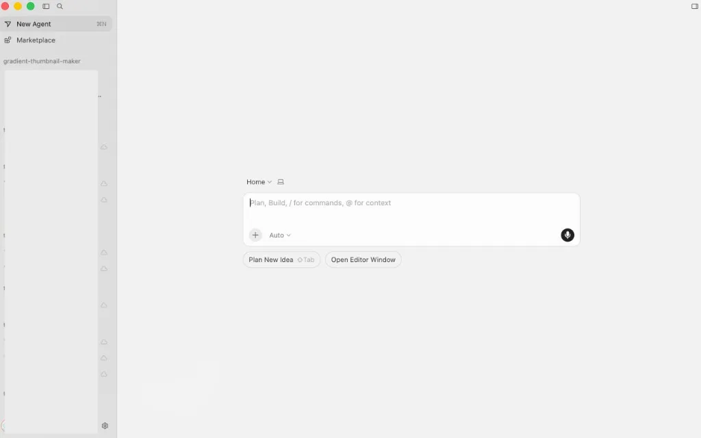 Agents Window の画面例(サイドバーにエージェント、中央に入力)